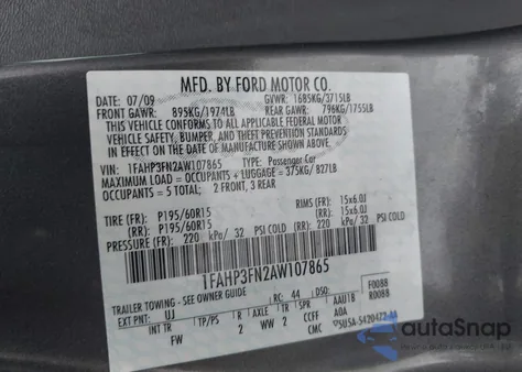 2010 Ford Focus Se z USA, uszkodzony, nr VIN 1FAHP3FN2AW107865